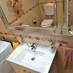 T&m * Vinišće
